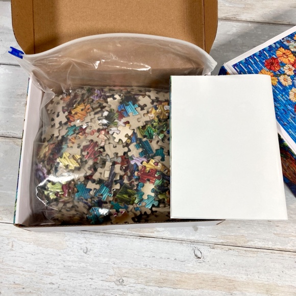 Floral and Hummingbird Jigsaw Puzzles || Lot of 3 - 1,000 Piece puzzles - Picture 6 of 7